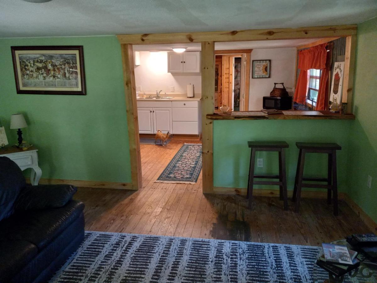 Adorable 1 Bedroom Honey House Rusk Luaran gambar