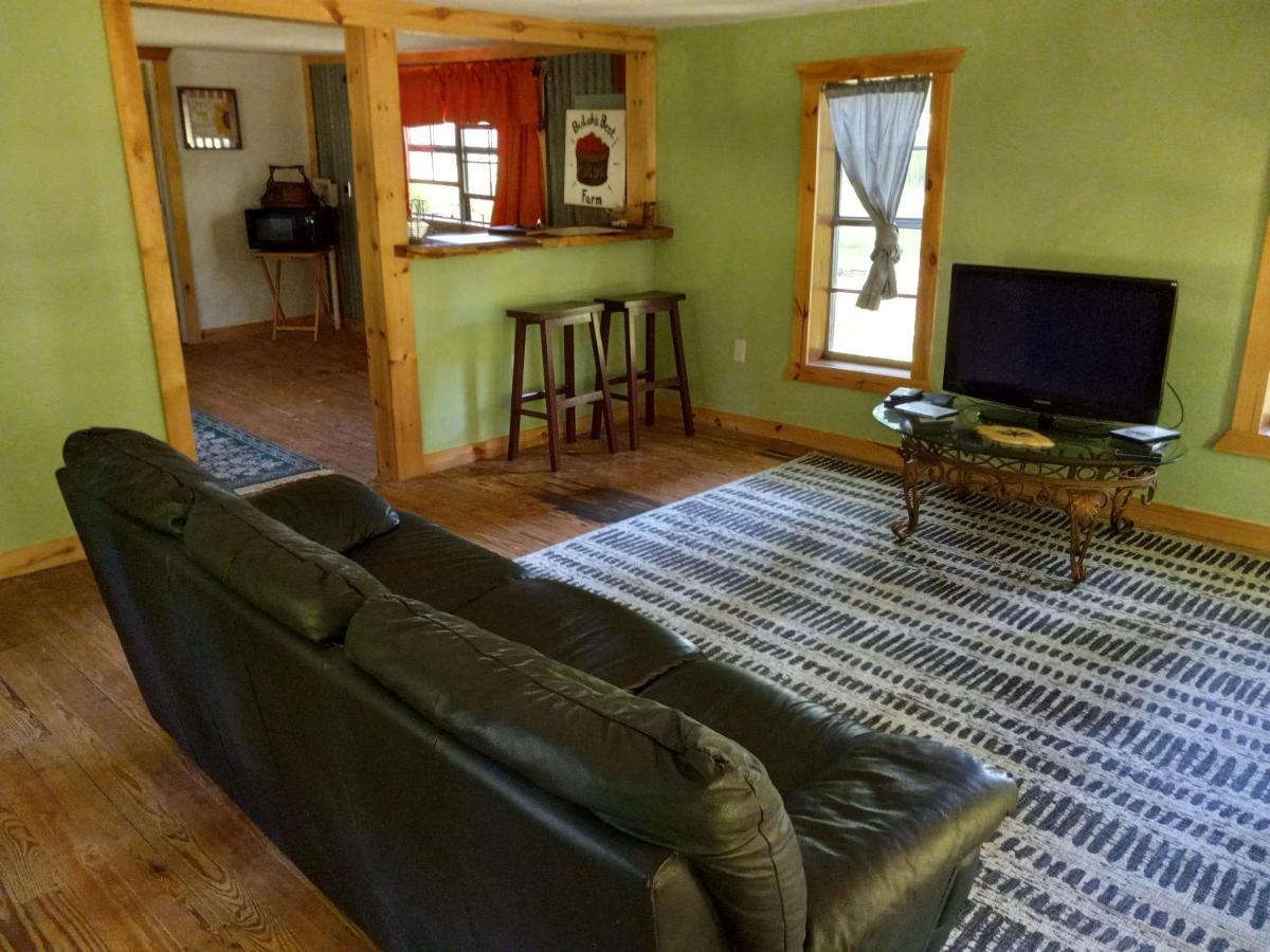 Adorable 1 Bedroom Honey House Rusk Luaran gambar